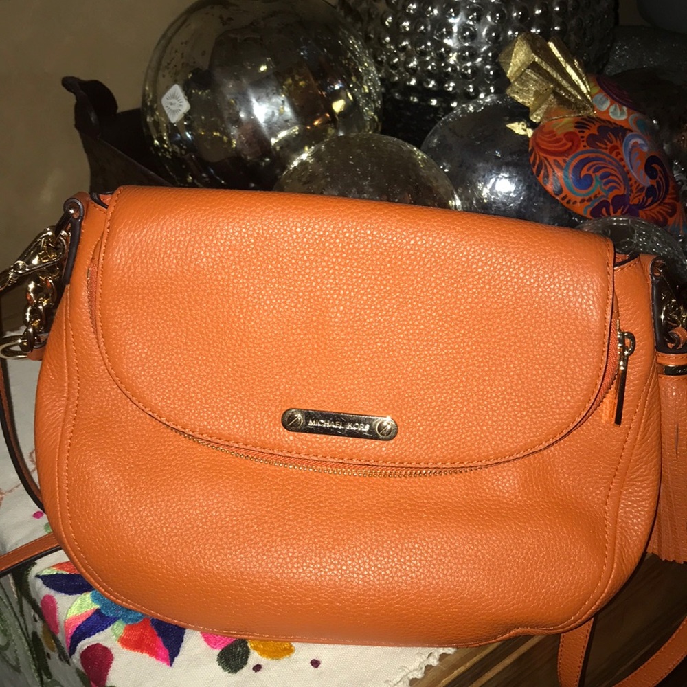 NWT MICHEAL KORS ORANGE BEDFORD